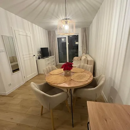 Polanowscy Blisko Morza Kollataja 7a Apartament *